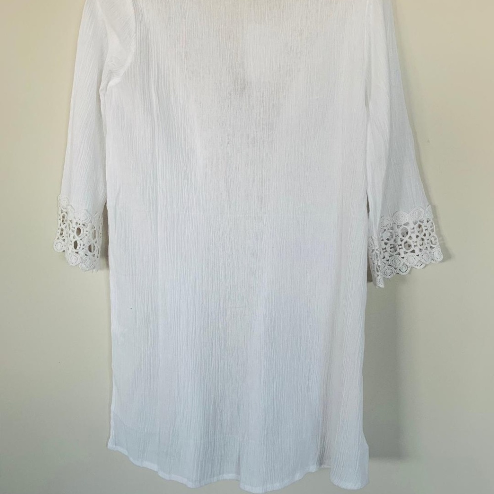 - Flint & Moss Adorable White Crochet Tunic Cover Up - Picture 5 of 6